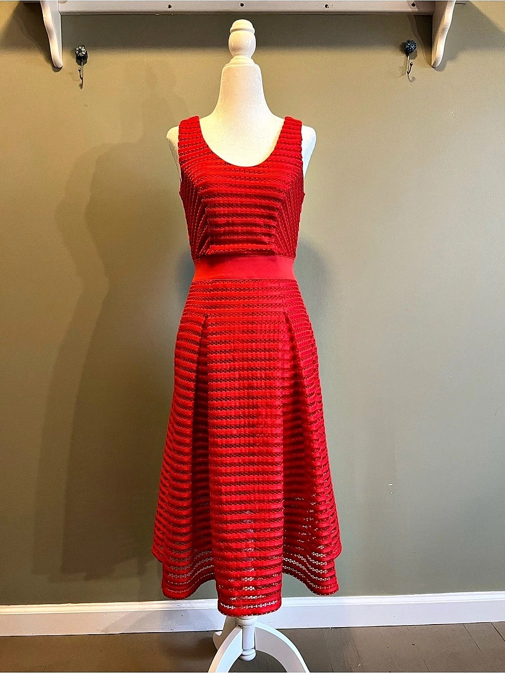 New York & Company Red Openwork Midi Dress Size 2 Like New